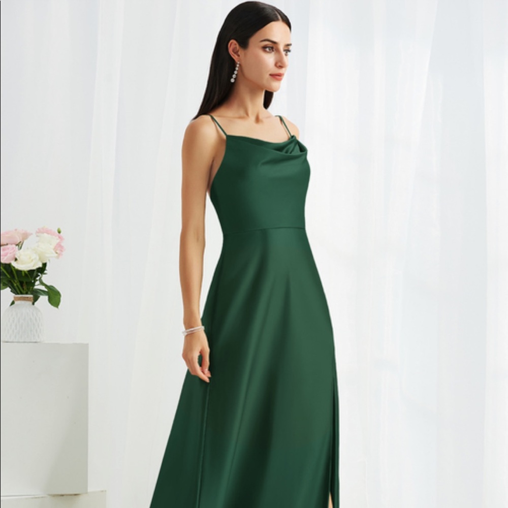 JJ’s House Hunter Green Satin Dress